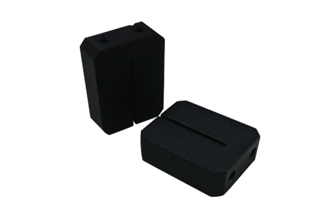 cnc精密機(jī)械零件加工價格對比同類產(chǎn)品有哪些不同？