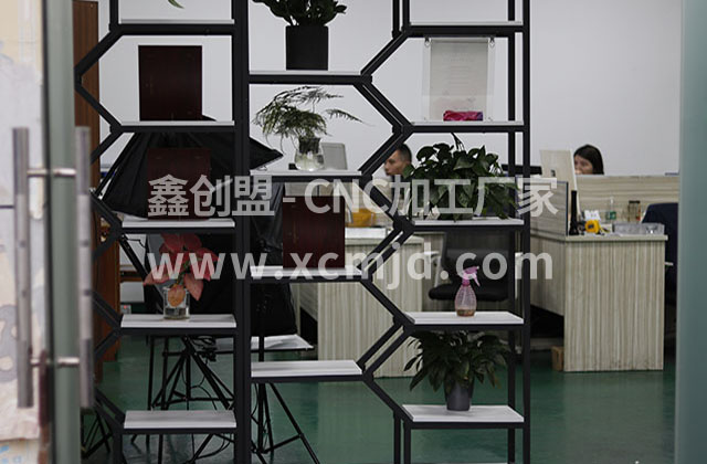 大家為何選擇五軸CNC加工中心，有哪些優(yōu)勢(shì)？